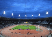 开云官网-翱翔与主宰，从老鹰击溃篮网到德罗赞在德甲的争冠启示