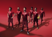 开云体育下载-鏖战与担当，从绿茵场到乒乓台的双重奏—奥地利队死磕葡萄牙，樊振东扛起全队前行