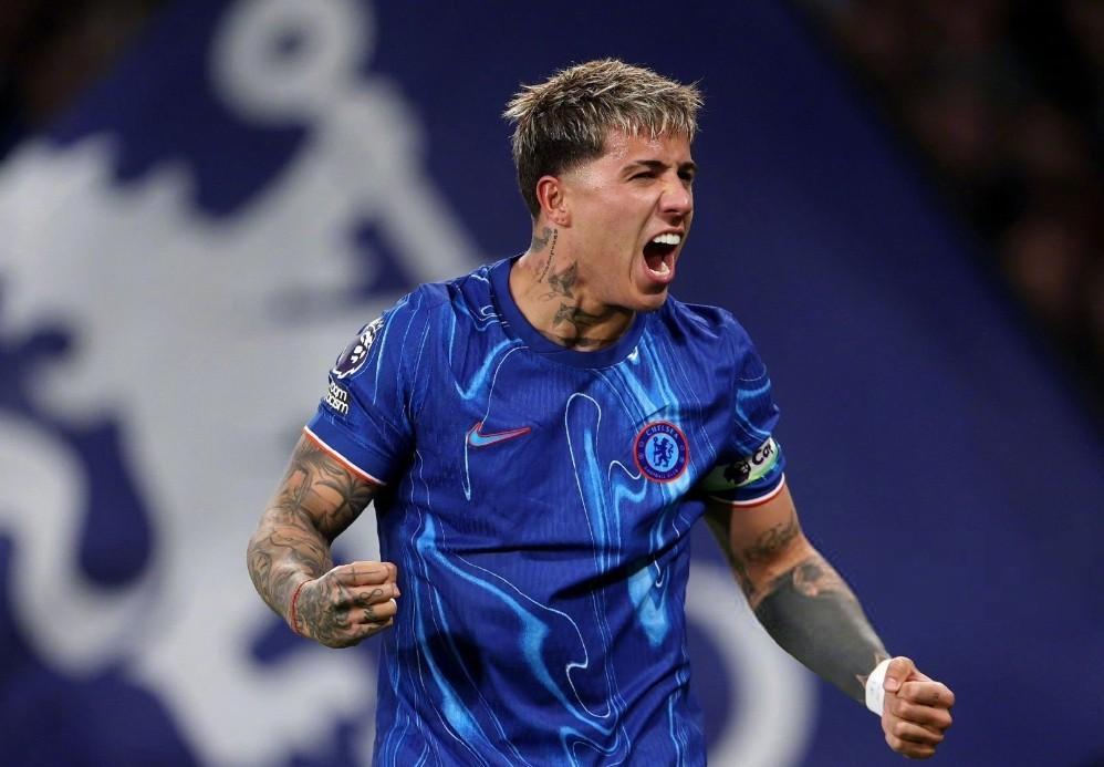 包含切尔西主场大胜沃特福德，砍下5球的词条