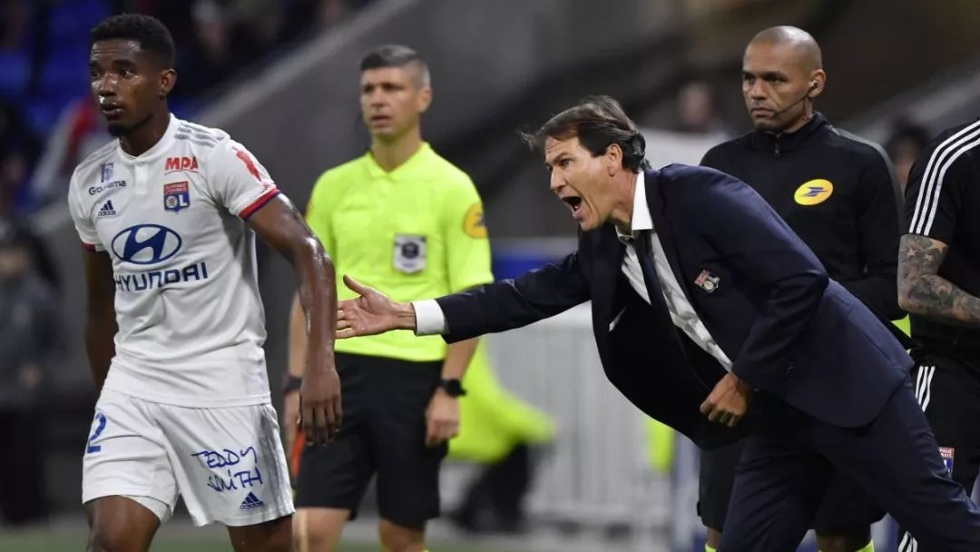 摩纳哥客场击败亚眠，保持不败纪录的简单介绍