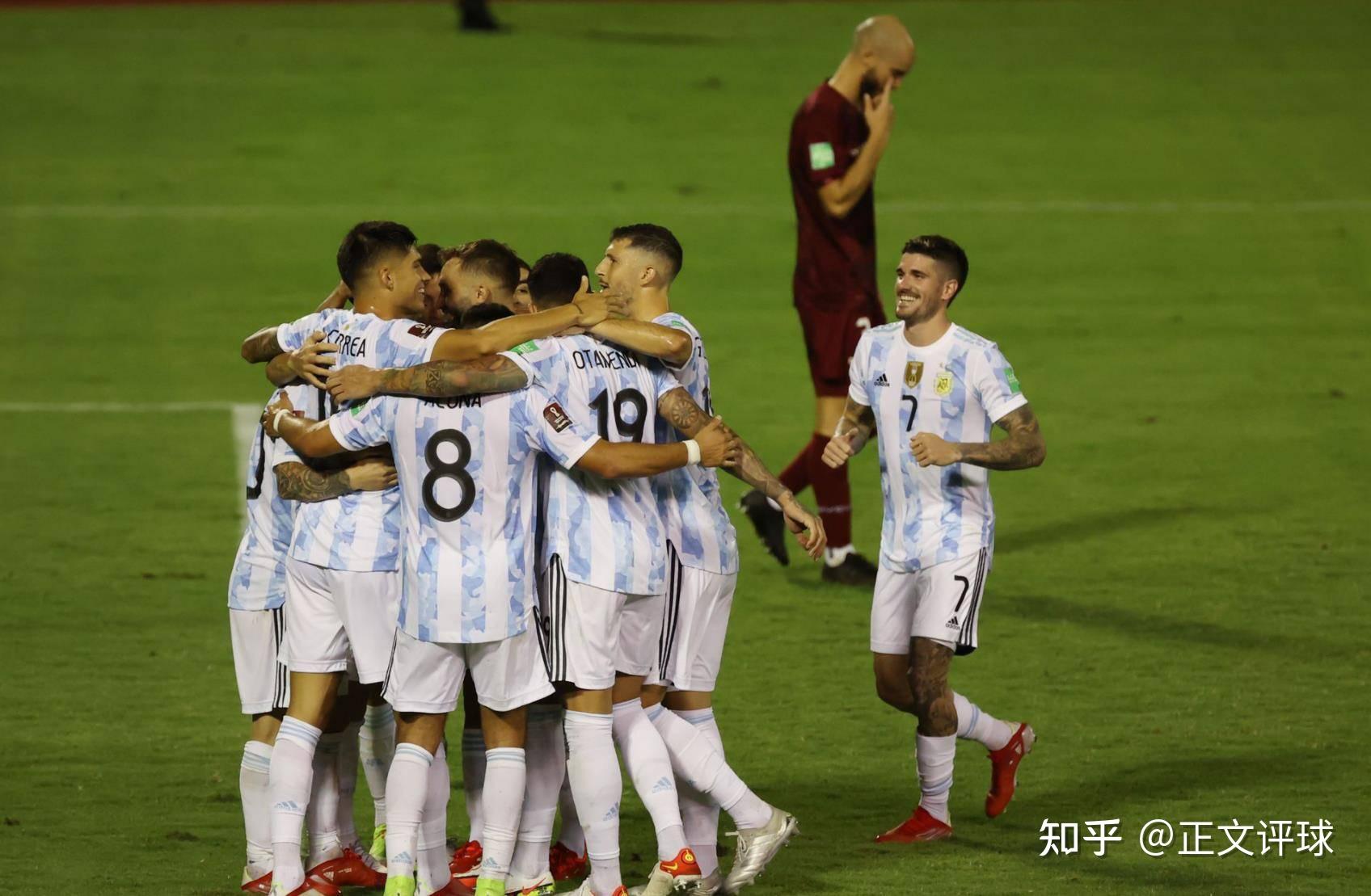 包含匈牙利成功晋级欧国联四强，将迎战英格兰的词条