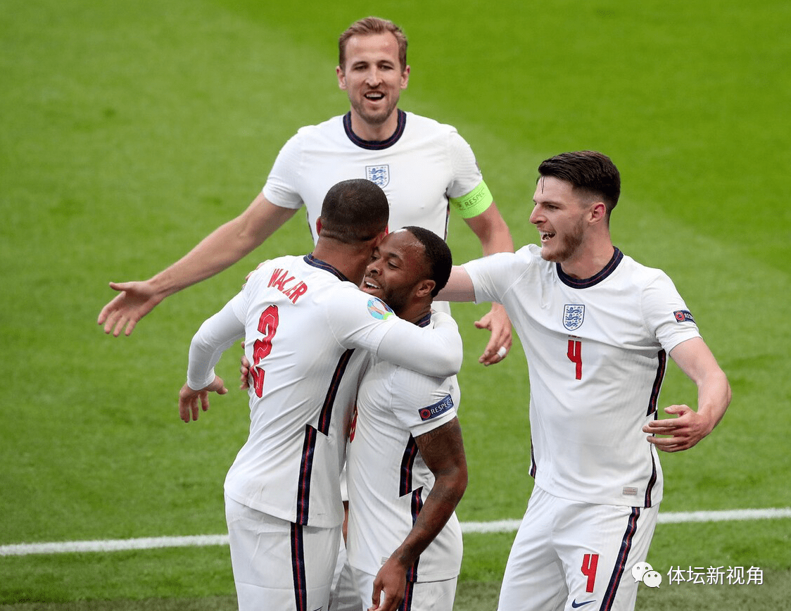 包含塞尔维亚横扫北马其顿，欧预赛16强席位加固的词条