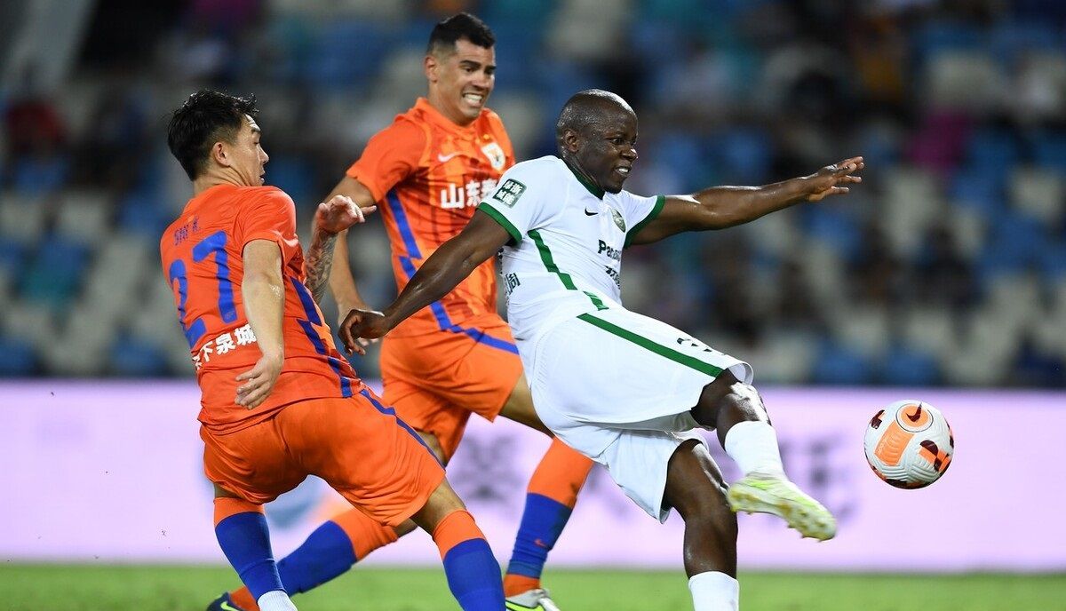 浙江绿城小胜对手，积分榜上升的简单介绍