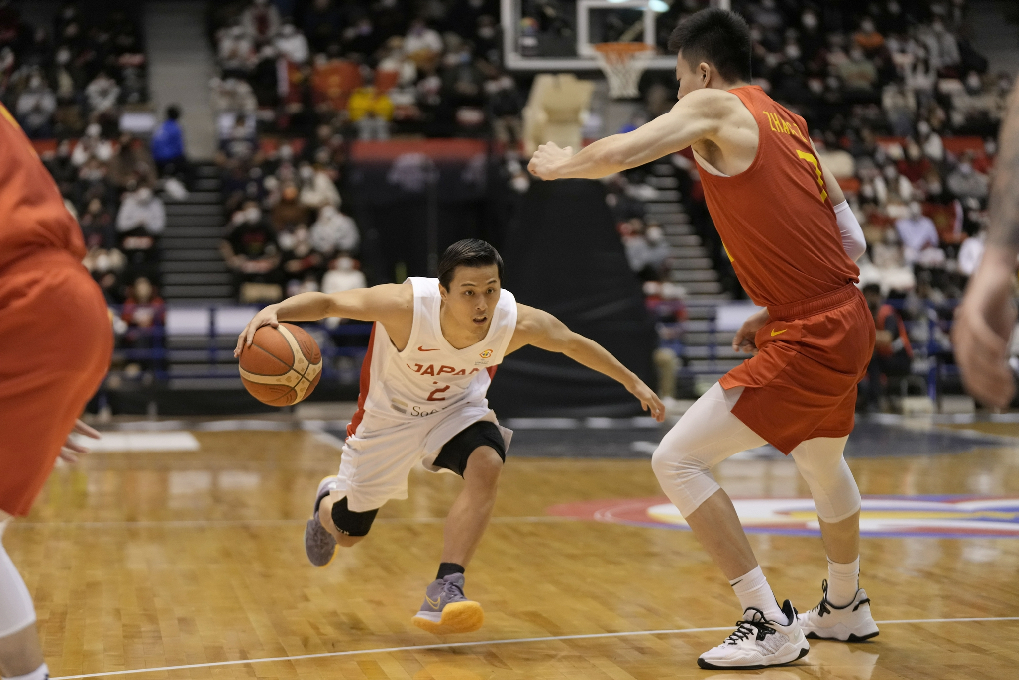 日本男篮轻取热火，艾顿制霸全场