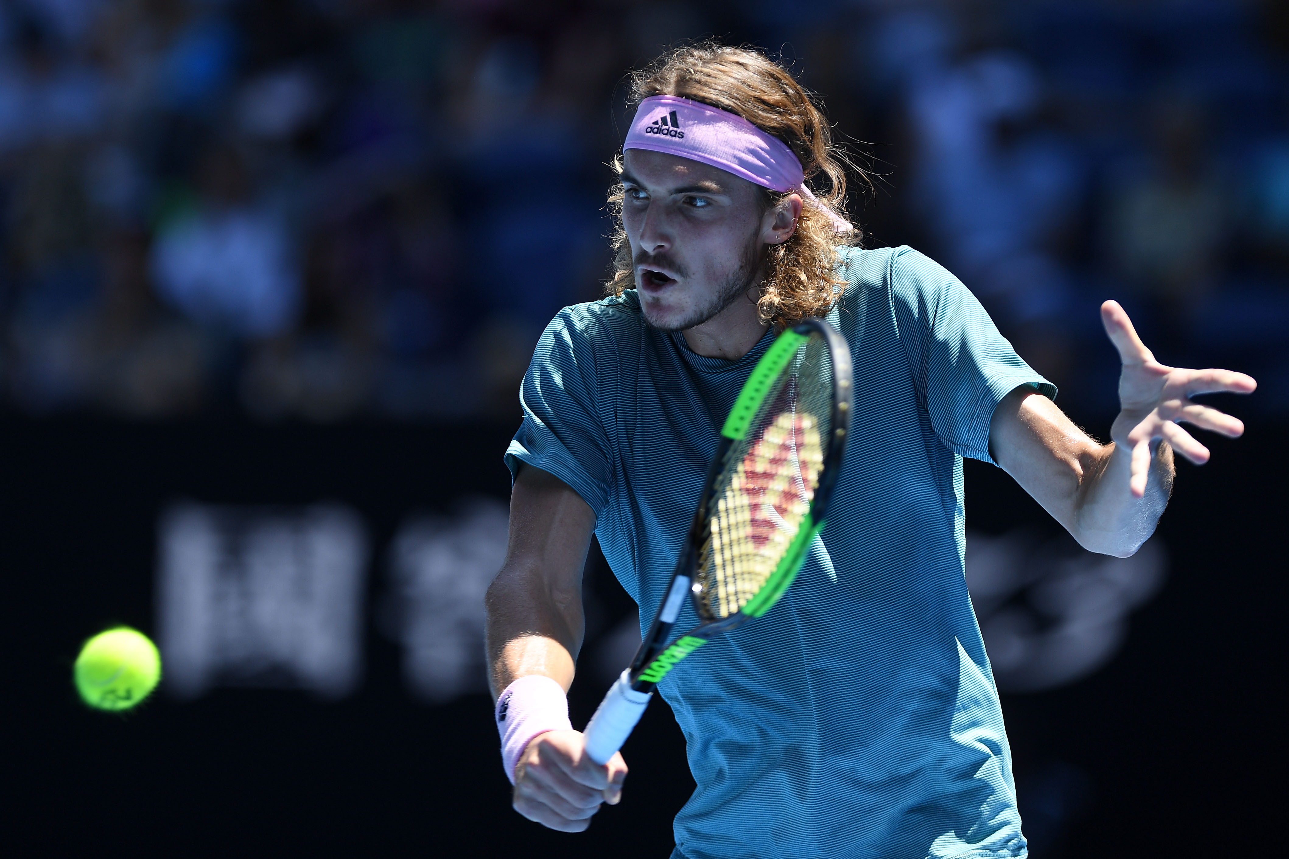 澳网完胜联合杯,西西帕斯统治全场 澳网完胜联合杯,西西帕斯统治全场