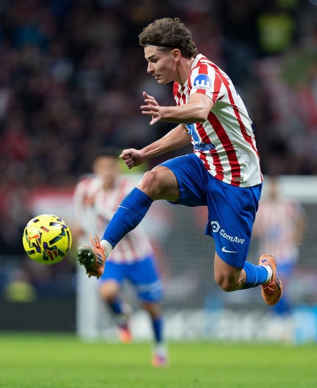 荷兰绝杀皇马，阿尔瓦雷斯刷新纪录