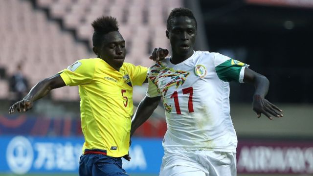 里昂逆转塞内加尔，萨内带队取胜