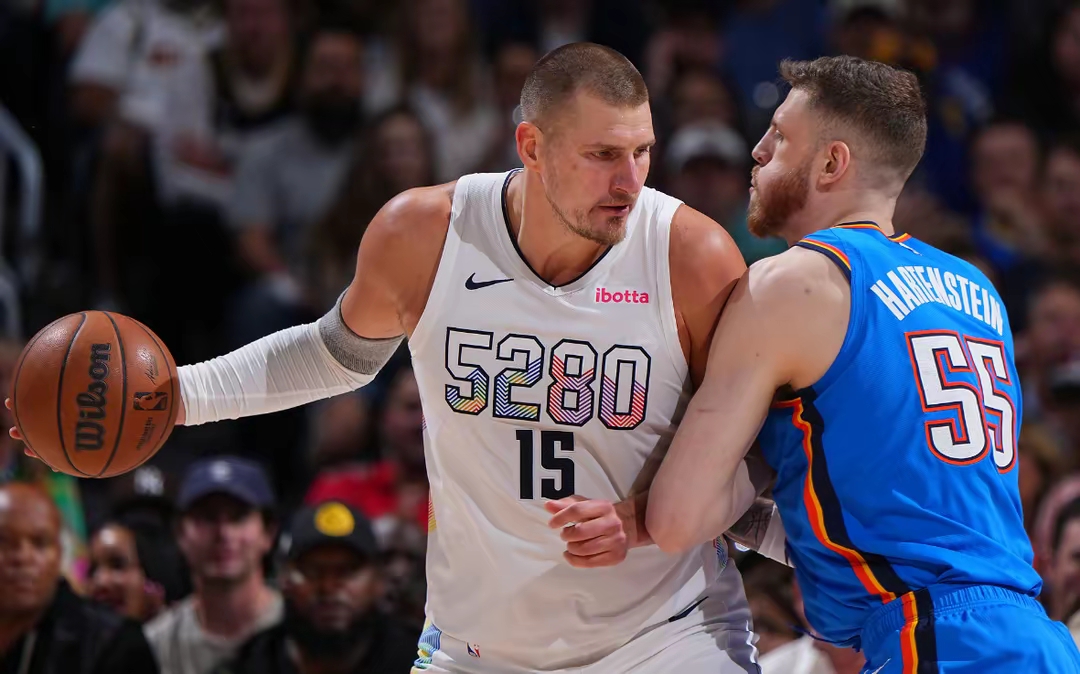 热火完胜浙江队，约基奇点燃赛场