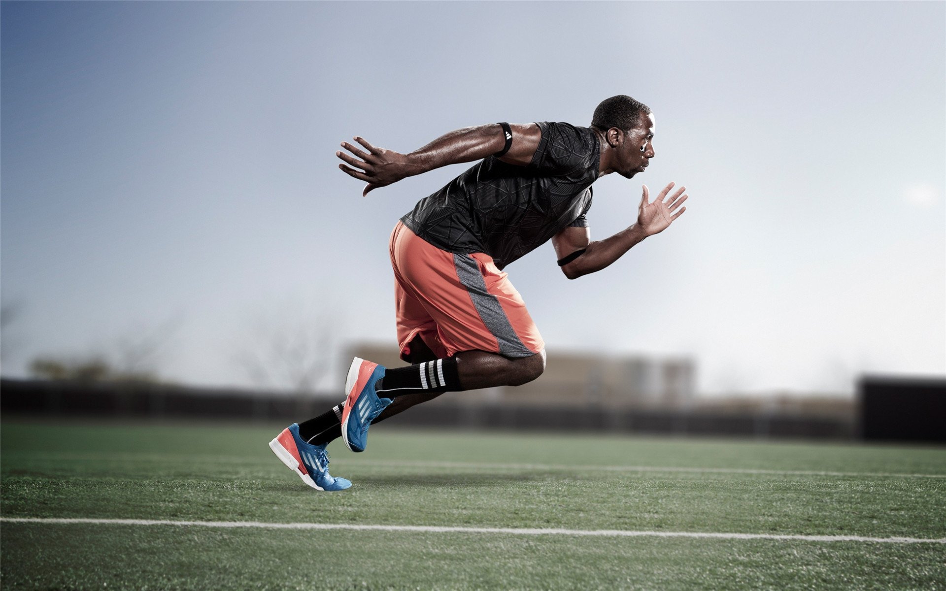 赛道上的城市心跳,上海队终场绝杀魔术,引爆F1街道赛焦点战